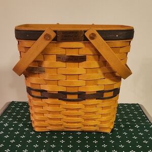 Longaberger 1999 Collectors Club Membership Basket